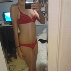 Souad - Annonce coquine à Bury Profil de Souad, 40 ans, Annonce coquine à Bury (Québec)